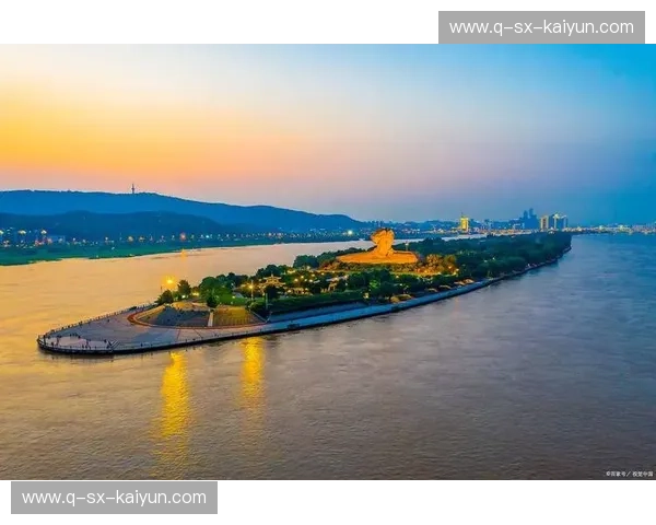 泉城风韵遇上烟火长沙：一场跨越黄河与湘江的城市魅力大PK